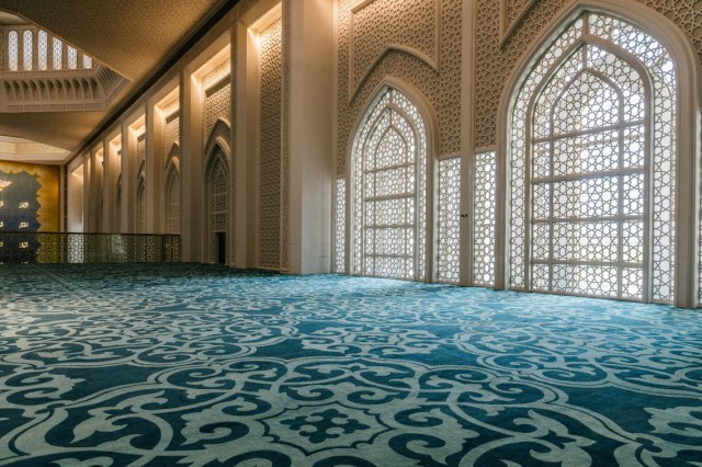 The World’s Largest Handmade Carpet