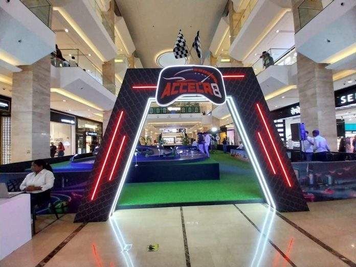 ACCELR8 Robo Gaming