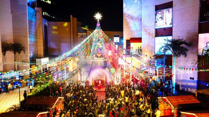 Picture 1 - Christmas Wonderland Christmas Wonderland