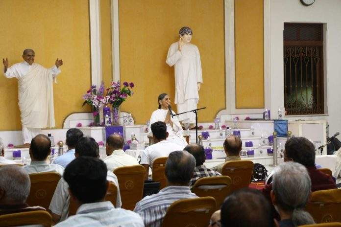 Didi Krishna's Talk in Sindhi on Choose Gratitude Week of Thanksgiving